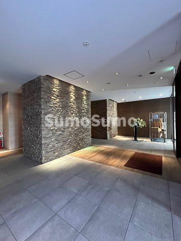 URBAN FLATS中之島 (旧 LaDouceur中之島)のロビー|落ち着いたロビーです