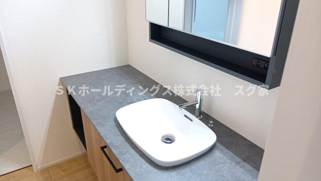 綾部市井倉町日渡りの独立洗面台