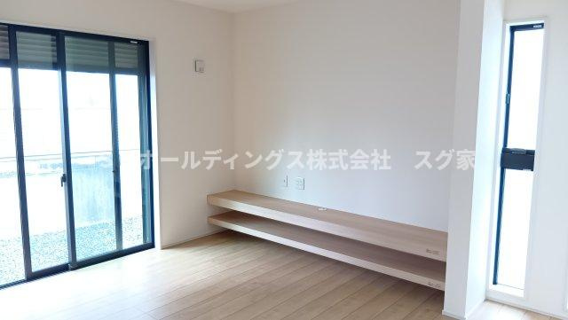 綾部市井倉町日渡りの居間・リビング