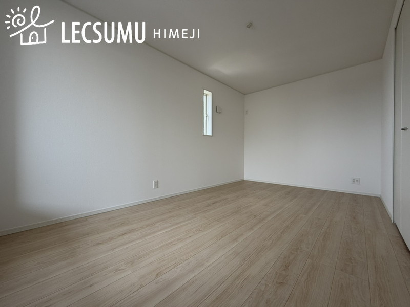 姫路市野里慶雲寺前町第1/新築戸建の寝室