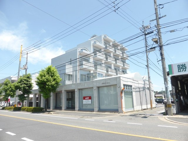 アーバンモールの外観