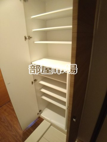 レオーネ押上キューブのその他|シューズボックス