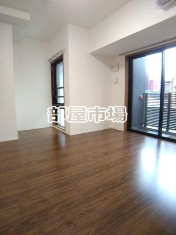 レオーネ押上キューブの居間・リビング