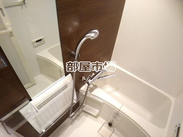 レオーネ押上キューブの浴室