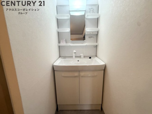 室内に洗濯機置き場があります