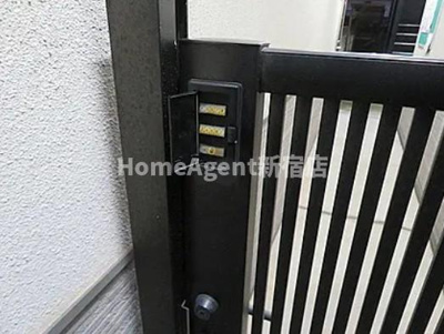 【エントランス】 | フォーレスト新中野