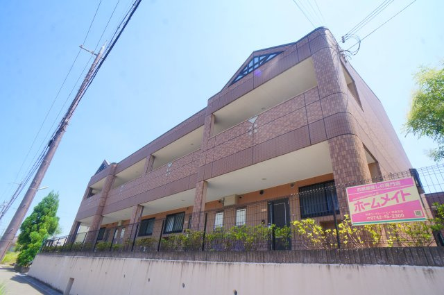 シャインヒルズⅠ