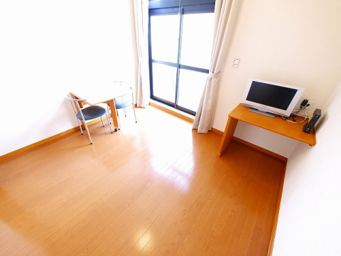 レオパレスＥＡＳＴ　ＦＩＥＬＤ　精華の寝室|落ち着いて過ごせるお部屋なので、寝室にいかがでしょうか