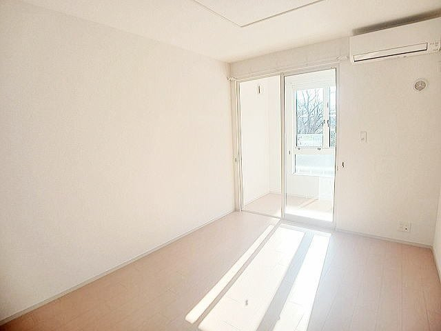 ＡＬＩＶＥ　Ⅱの居間・リビング