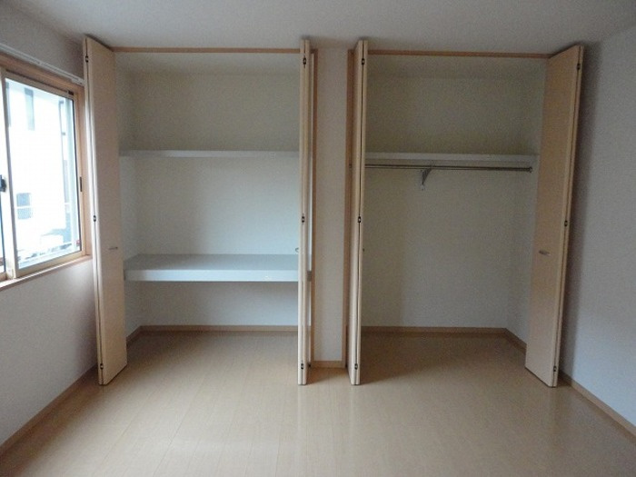 ジュパール Ⅲ棟の収納|クローゼット