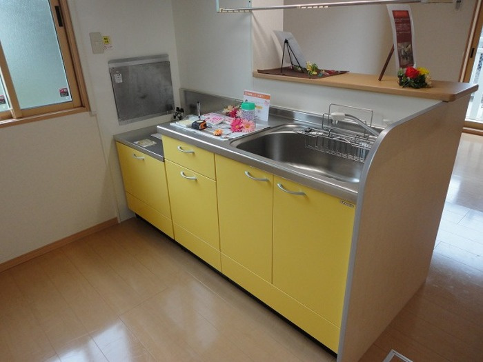 ジュパール Ⅲ棟のキッチン|対面キッチン