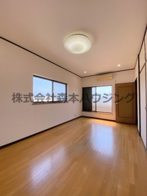 【洋室】 | 　門真市三ツ島6丁目戸建 | 明るい洋室です
3階