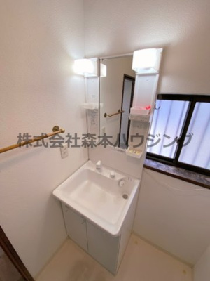 【独立洗面台】 | 　門真市三ツ島6丁目戸建 | 独立洗面台、朝の身支度には欠かせません