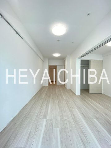 メイクス上野の居間・リビング