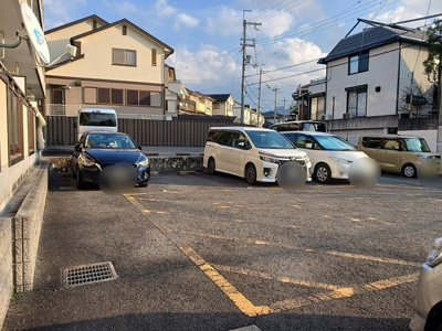 【駐車場】 | アレーゼＦ | カースペースがあります