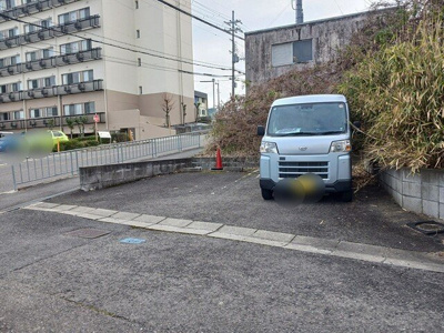 【駐車場】 | ミシュカーン | 車をお持ちの方に嬉しい駐車場付きの物件です
