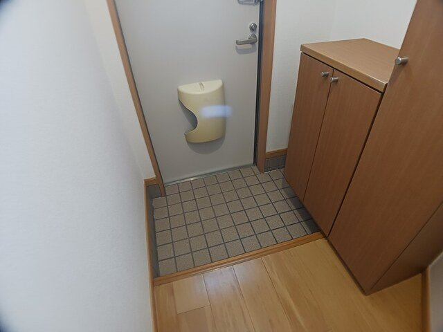 【玄関】 | ミシュカーン | 明るい玄関です