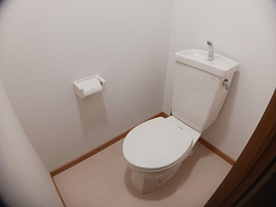 【トイレ】 | サウスタウンＦ | ゆったりとした空間のトイレです