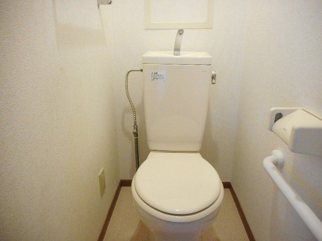 【トイレ】 | ラルジュウエスト | シンプルで使いやすいトイレです