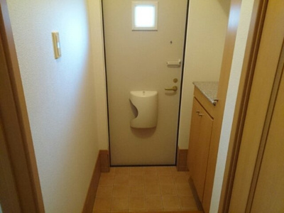 【玄関】 | ソレアード本町 | シンプルで使いやすい玄関です