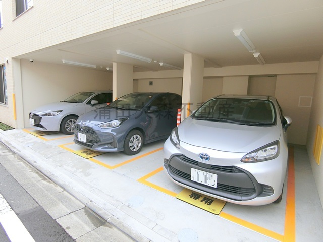 羽田六間堀レジデンスの駐車場|タイムズカーシェア3台設置