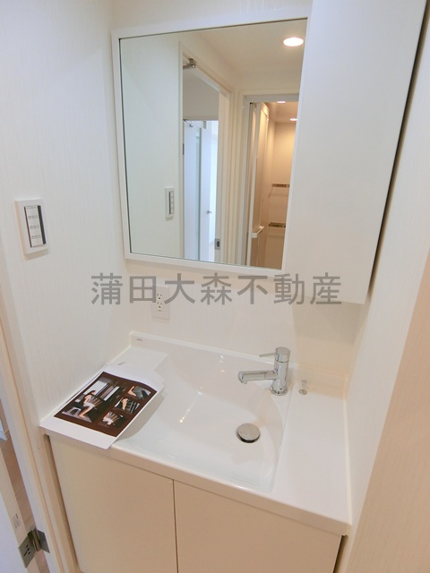 羽田六間堀レジデンスの洗面所|独立洗面台