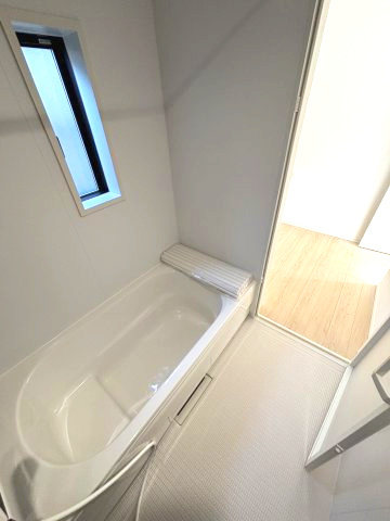 クレイドルガーデン柳原第2-1号棟　松山市柳原第2の新築戸建の浴室|コンパクトで使いやすいお風呂です