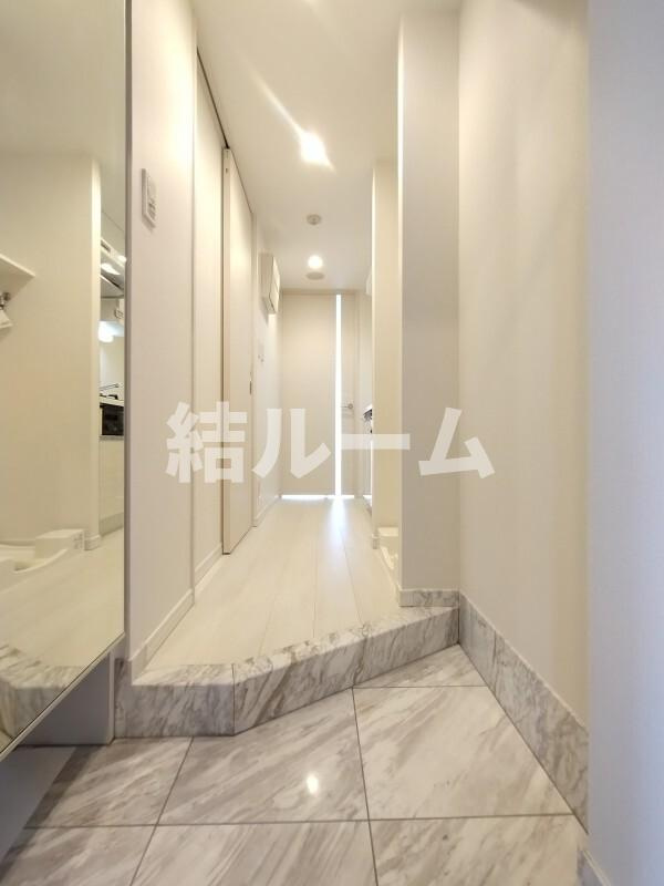 豊島区巣鴨３丁目の賃貸マンションの玄関