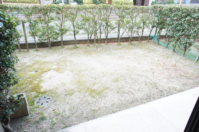 エイトハウスＡのその他|専用庭