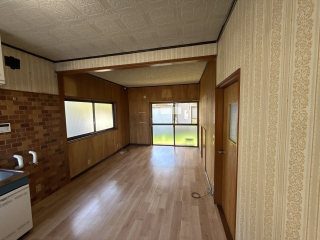 菅生澗戸建ての居間・リビング
