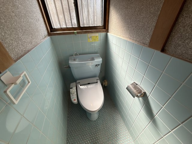 菅生澗戸建てのトイレ