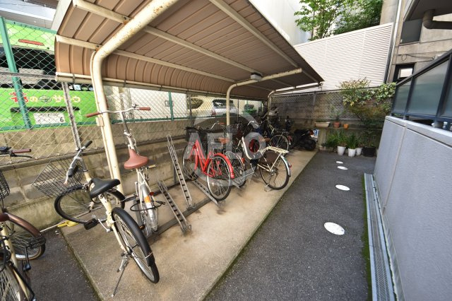 アプローズ堂島の設備|アプローズ堂島　駐輪場