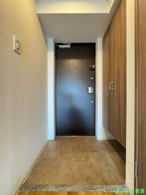 【玄関】 | ワールドアイ難波CityGate