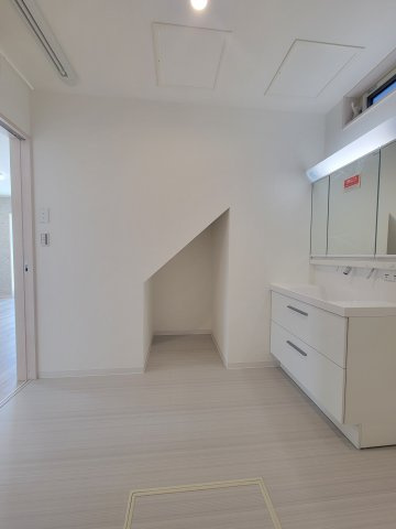 津秦1区画（122-18）・新築戸建の洗面所