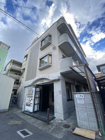 小若江スカイハイツの外観