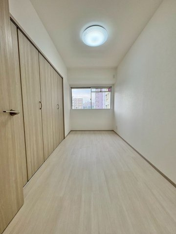 【洋室】 | サングレイス穴生2号館☆仲介手数料半額☆