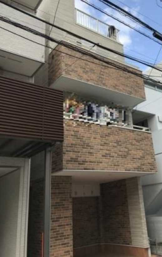 池尻２丁目貸家　駐車場付き　　ルーフバルコニー　ミストサウナ