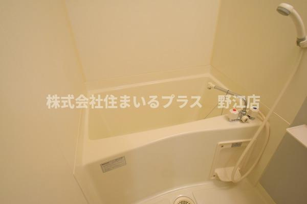 守口市南寺方北通２丁目の賃貸マンションの浴室
