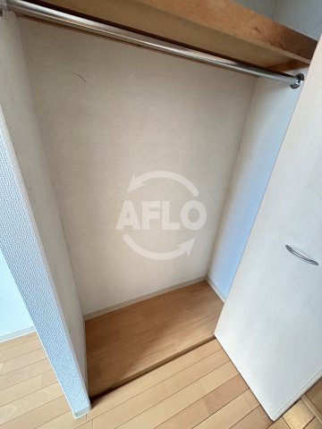 エスリード野田阪神駅前の収納|エスリード野田阪神駅前　クローゼット