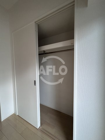 セレニテ新大阪カルムの収納|セレニテ新大阪カルム 　クローゼット