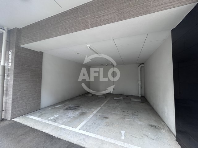 セレニテ新大阪カルムの駐車場|セレニテ新大阪カルム　駐車場