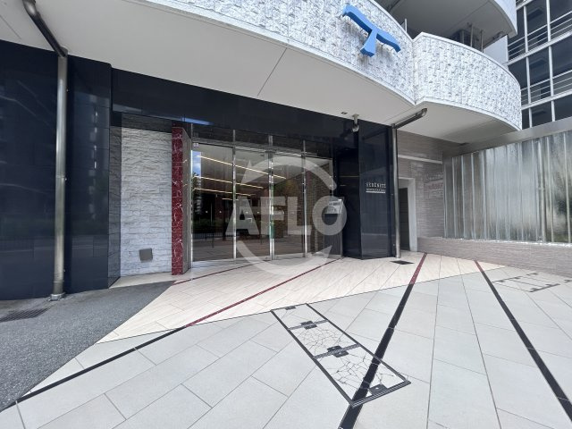 セレニテ新大阪カルムのエントランス|セレニテ新大阪カルム　エントランス