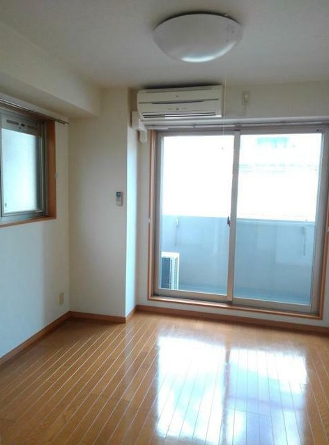 コルソ・エテルノの居間・リビング