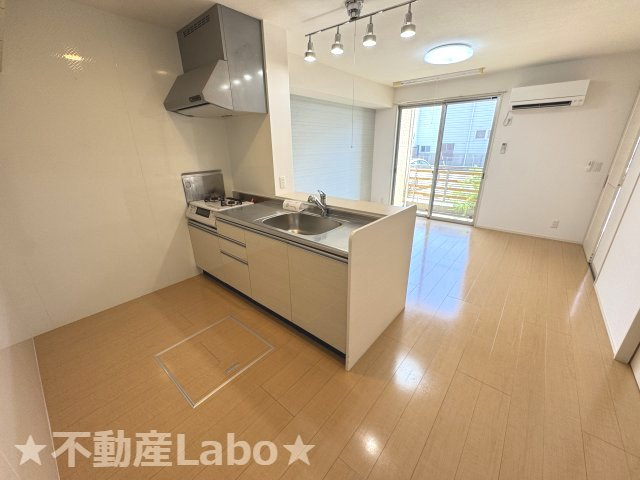 徳島市北沖洲３丁目のアパートのキッチン