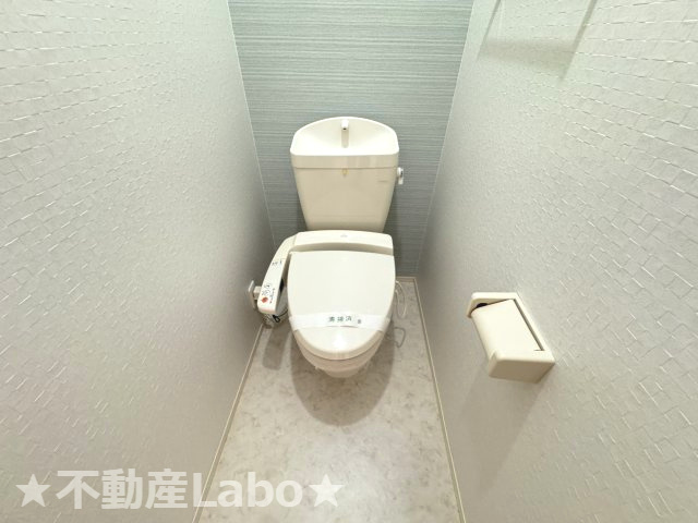 徳島市北沖洲３丁目のアパートのトイレ