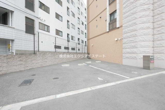 Luxe我孫子の駐車場