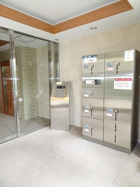 CASA CAROのエントランス