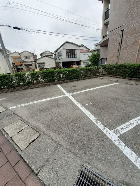 ソレイユ神田の駐車場|駐車場