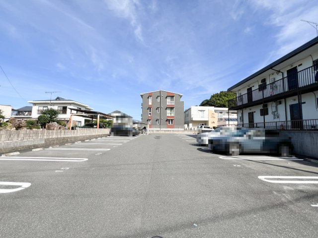 ペリゴール・ブランの駐車場