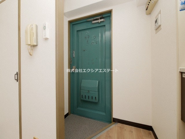 ディノ玉出の玄関